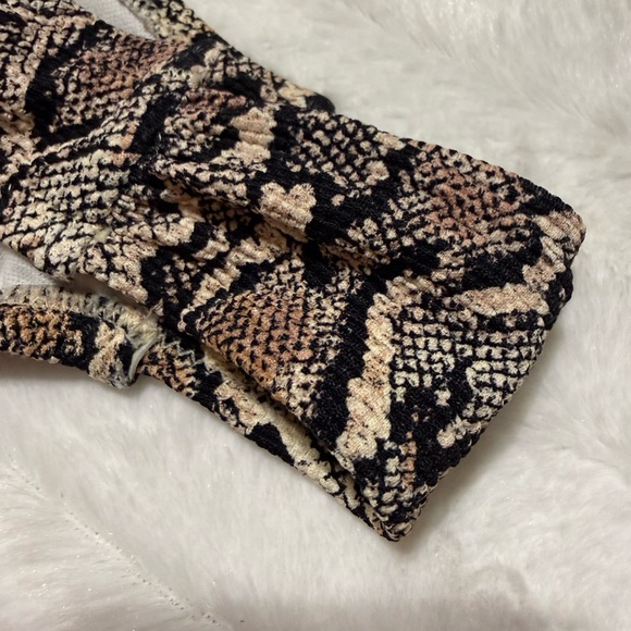 Jessica Simpson Snake Print Bikini Black and Cream - Picture 6 of 7